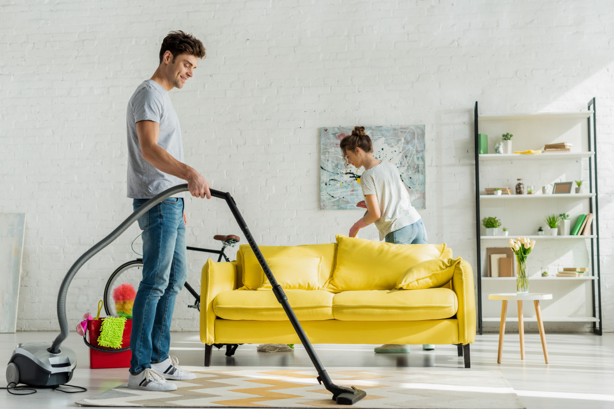 Koçarlı Bayan Temizlikçi